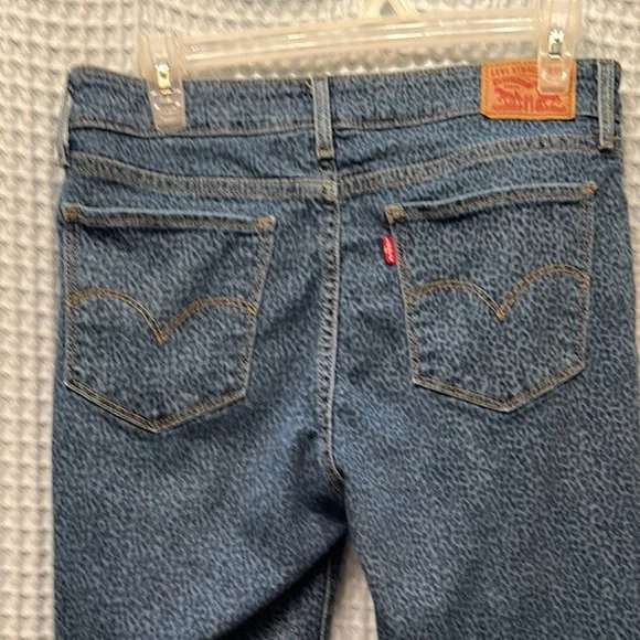 Levi's Blue leopard black Straight Jeans Classic Denim 711 strait style 30 size - Picture 2 of 6